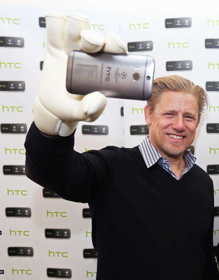 Schmeichel hleður í eina "selfie".