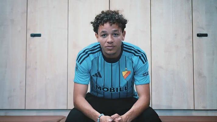 Mikael er mættur til Djurgården.