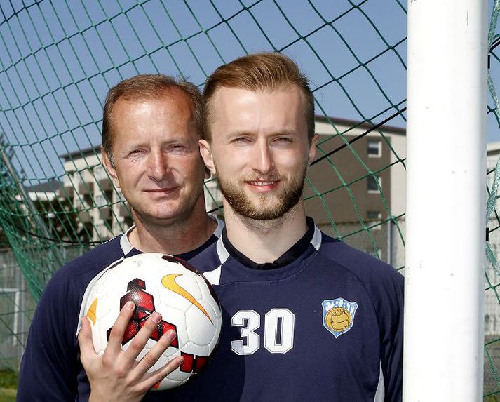 Denis Cardaklija og faðir hans, Hajrudin, á Framvellinum í gær. 