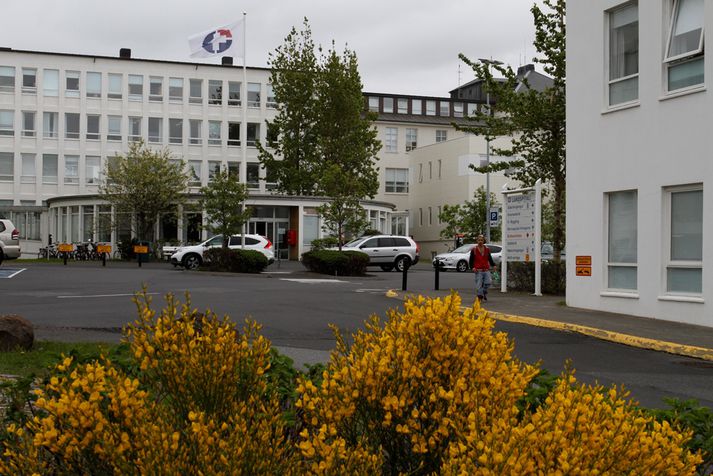 Biðlistar eftir aðgerðum á hjartadeild hafa lengst verulega vegna verkfalla lækna. 