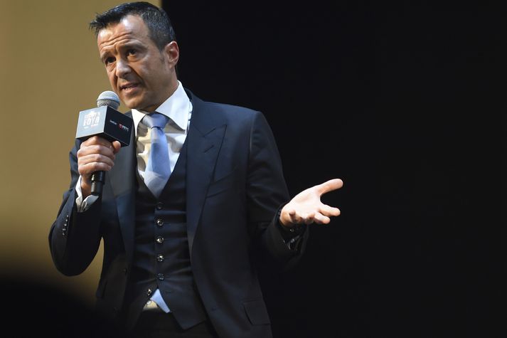 Jorge Mendes fundar stíft um framtíð Ronaldos. 