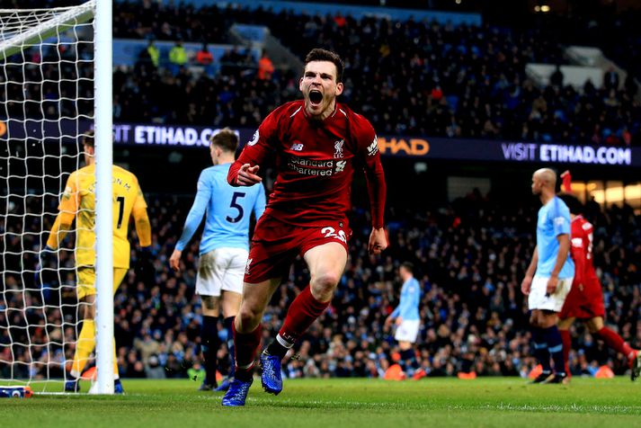 Andrew Robertson og félagar í Liverpool hækkuðu líkur sínar á enska meistaratitlinum með sigrinum á Fulham.