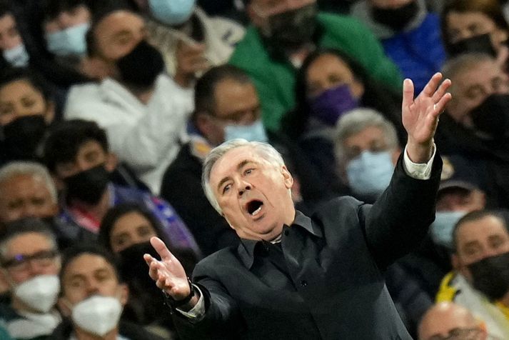 Carlo Ancelotti tók á sig sökina eftir skellinn í El Clasico í gær.