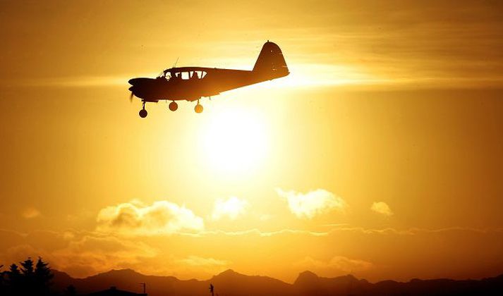 Jón Viðar Matthíasson Slökkviliðsstjóri hefur beðið Brunamálastofnun um að krefja Flugstoðir skýringa á því hvernig brunaöryggi verði háttað á Reykjavíkurflugvelli í framtíðinni.
Fréttablaðið/valli