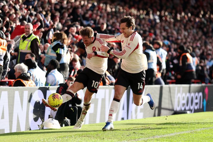 Mac Allister fagnar marki sínu