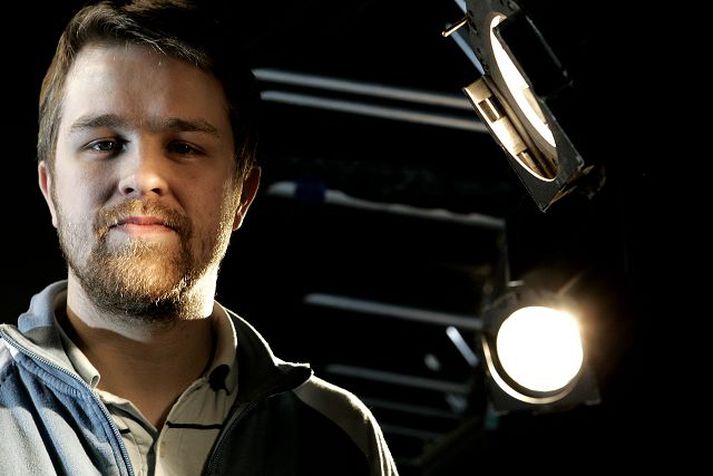 Draumadjobb Hrannar Hafsteisson stjórnar ljósasýningunni á stærsta sviði Hróarskelduhátíðarinnar.
fréttablaðið/arnþór
