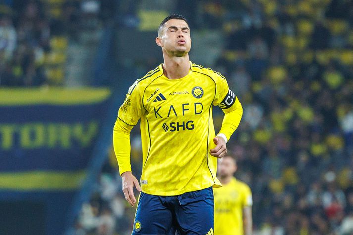 Cristiano Ronaldo og félagar í Al-Nassr töpuðu fyrsta deildarleik tímabilsins í kvöld.