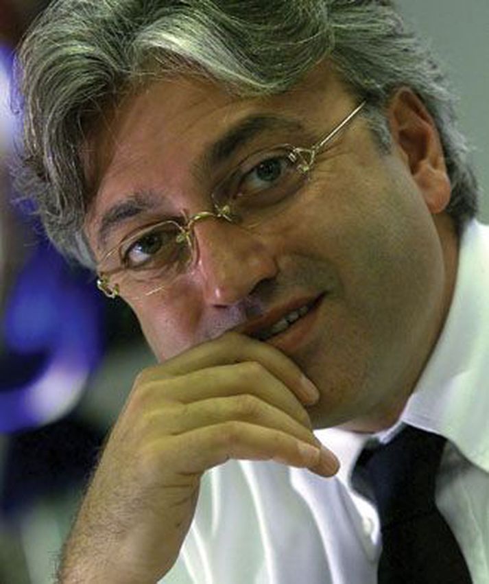 Robert Tchenguiz. Kaupin í Sampo gerð með vitund stjórnenda KB banka.