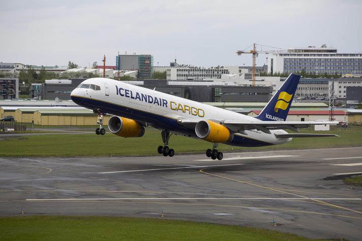 Icelandair hefur birt uppfærða afkomuspá vegna aðgerða flugstétta á árinu.