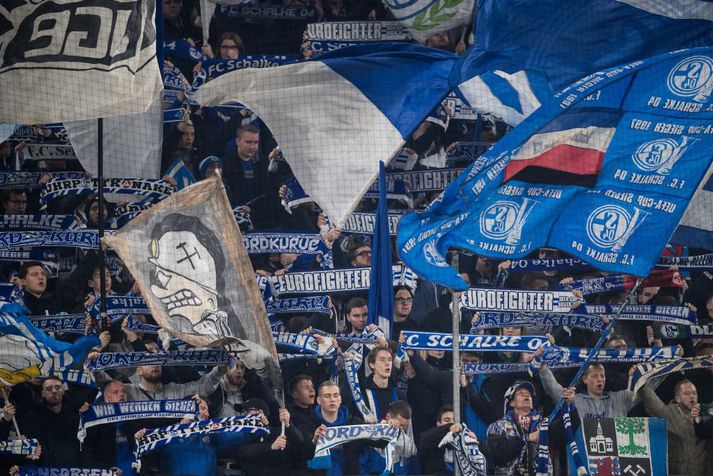 Stuðningsmenn Schalke á leiknum gegn City.