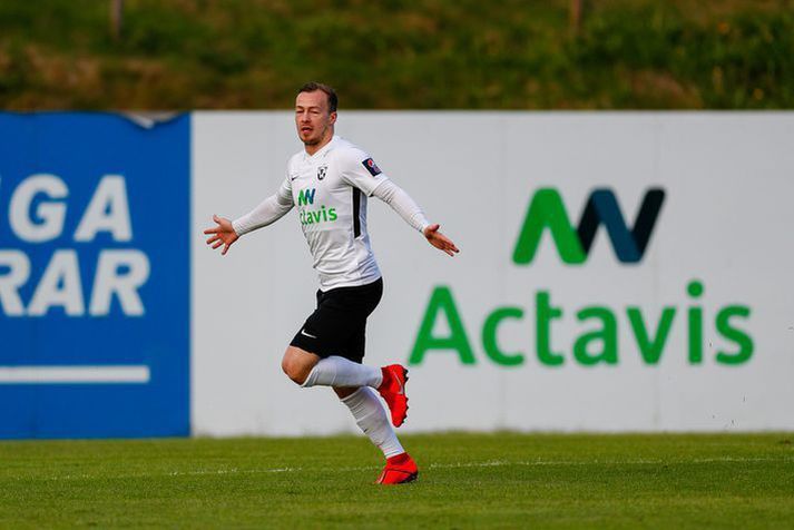 Stven Lennon skoraði öll þrjú mörk FH-inga í einvíginu gegn Sligo Rovers.