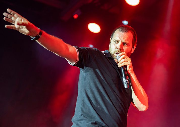Mike Skinner er aðalsprautan í The Streets sem er án efa stærsta nafnið sem kemur fram á Iceland Airwaves í ár.