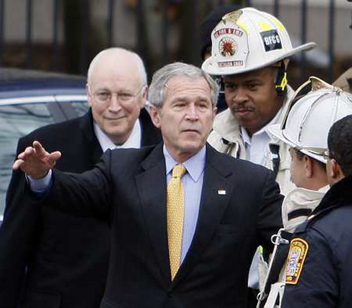 George  Bush Bandaríkjaforseti.