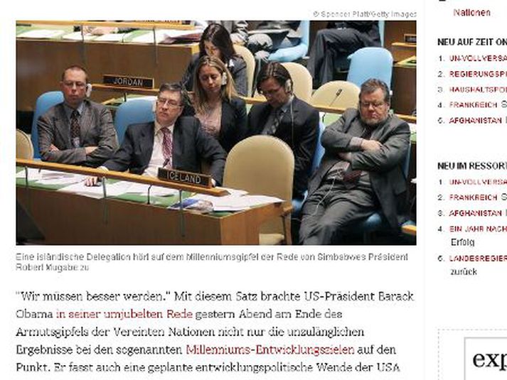 Myndin var tekin undir ræðu forseta Zimbabwe.