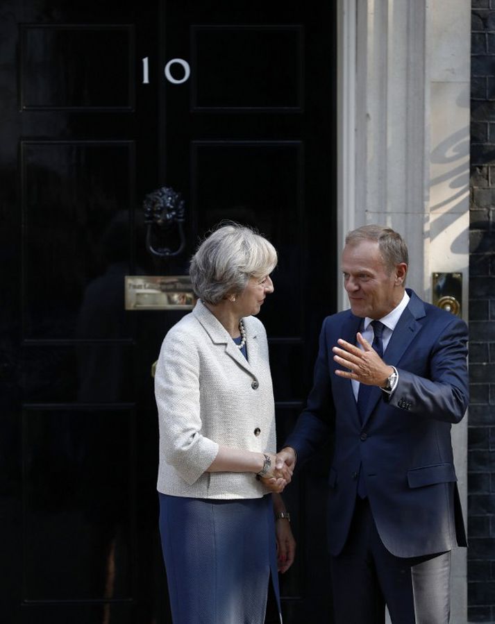 Theresa May og Donald Tusk.