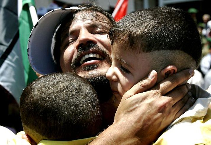 Varla er til sú palestínska fjölskylda sem ekki hefur átt einhvern ættingja í ísraelsku fangelsi.