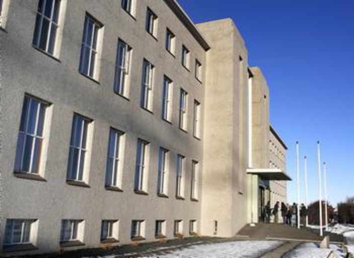 Háskóli Íslands.