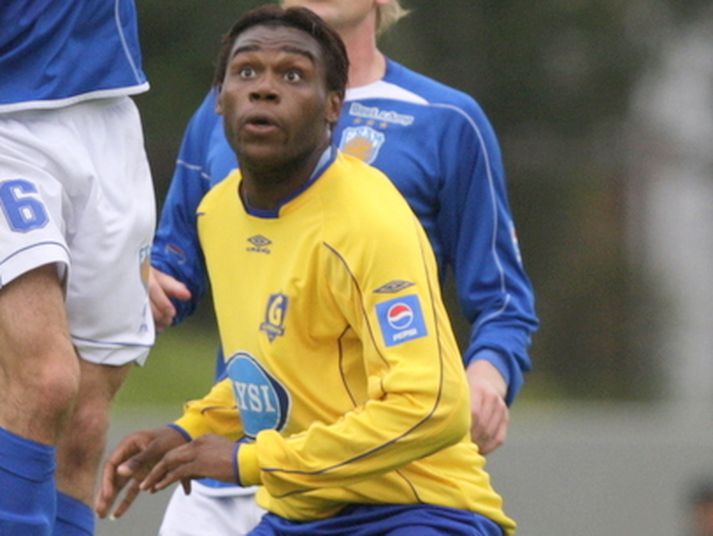 Gilles Daniel Mbang Ondo skoraði þriðja mark Grindavíkur í kvöld.