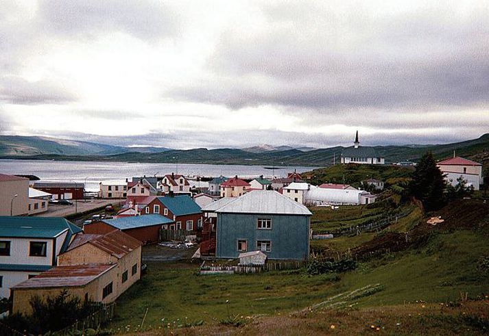 Á Hólmavík Sóknarnefndin safnar fyrir nýju orgeli.