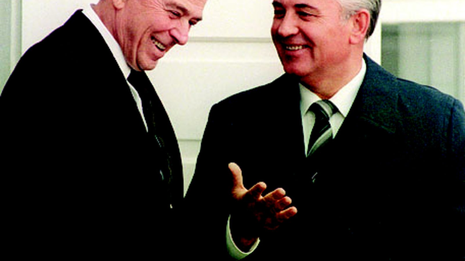 Картинки рейган и горбачев