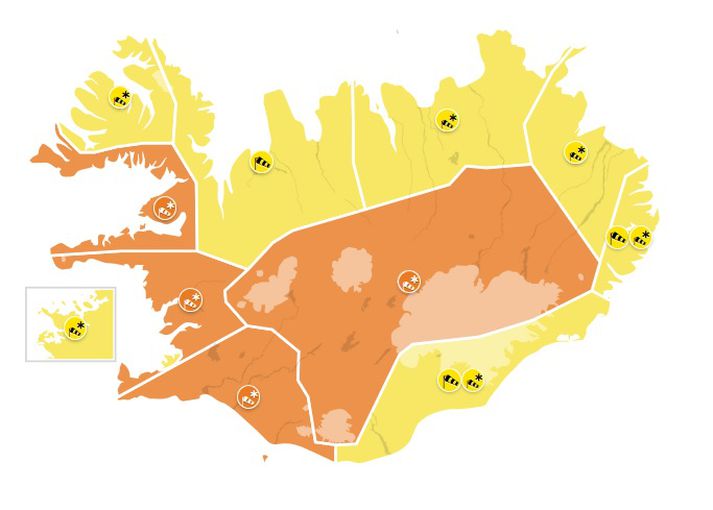 Kort Veðurstofunnar sem sýnir viðvaranirnar fyrir morgundaginn.