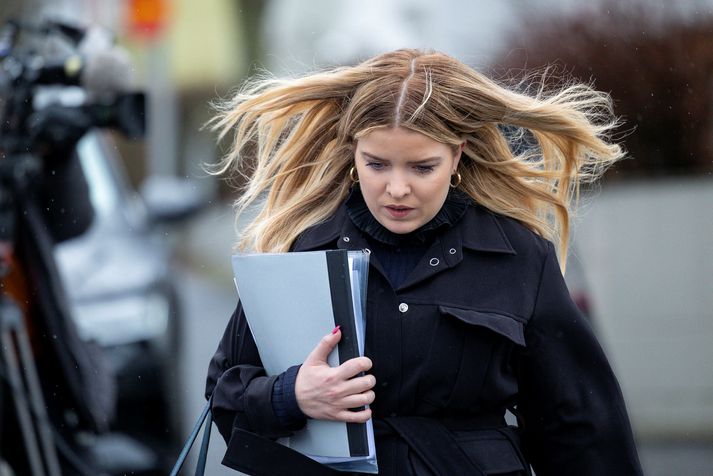 Áslaug Arna Sigurbjörnsdóttir dómsmálaráðherra á í harðri baráttu við Guðlaug Þór Þórðarson utanríkisráðherra um að leiða Sjálfstæðisflokkinn í Reykjavík.