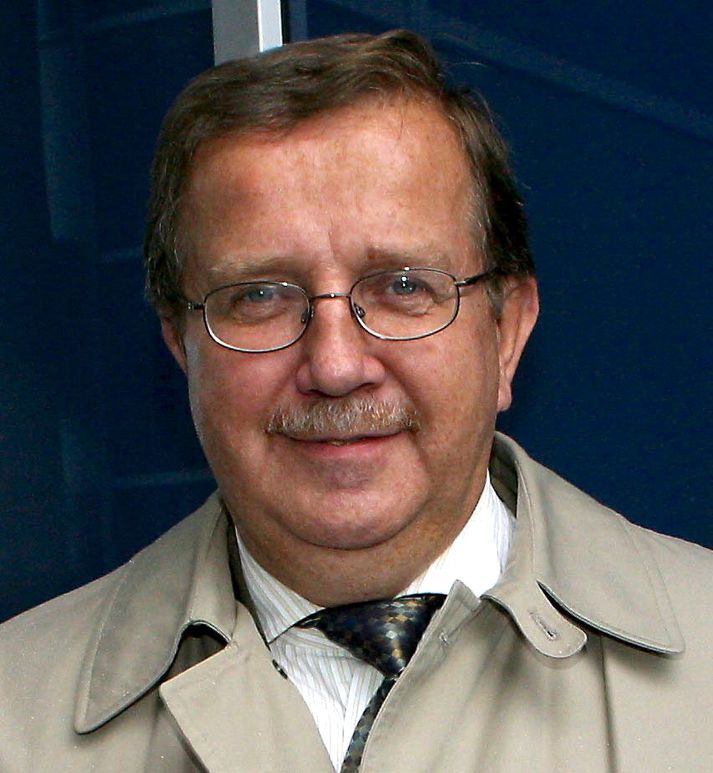 Jón Steinar Gunnlaugsson er fyrrverandi Hæstaréttardómari.