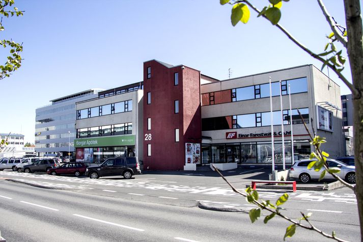 Í dag eru verslanir og skrifstofur í Borgartúni 28.