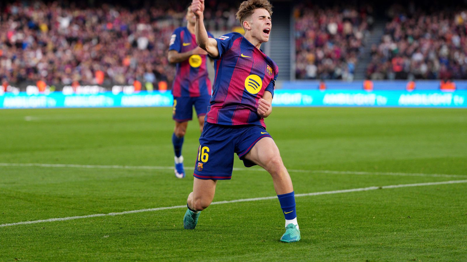 Barcelona nýtti sér mis­tök Real Madrid og skaust á toppinn