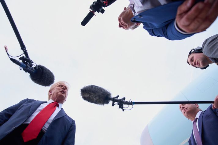 Trump ræddi við fréttamenn í gærkvöldi þar sem hann gagnrýndi Pútín Rússlandsforseta. 