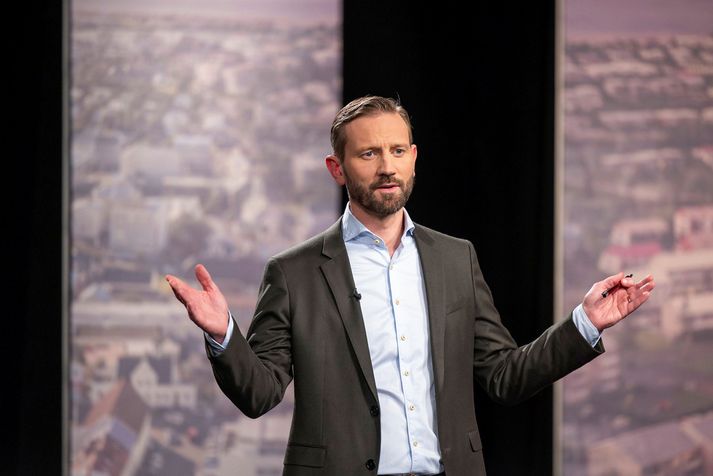 Einar Þorsteinsson telur stöðuna enn galopna og vill ræða við oddvita allra flokka.