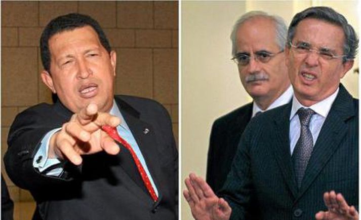 Hugo Chavez og Alvaro Uribe.