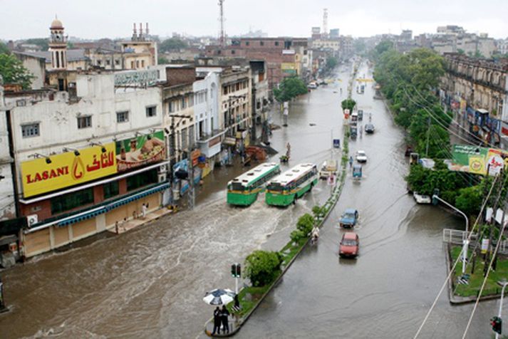 Frá Pakistan.