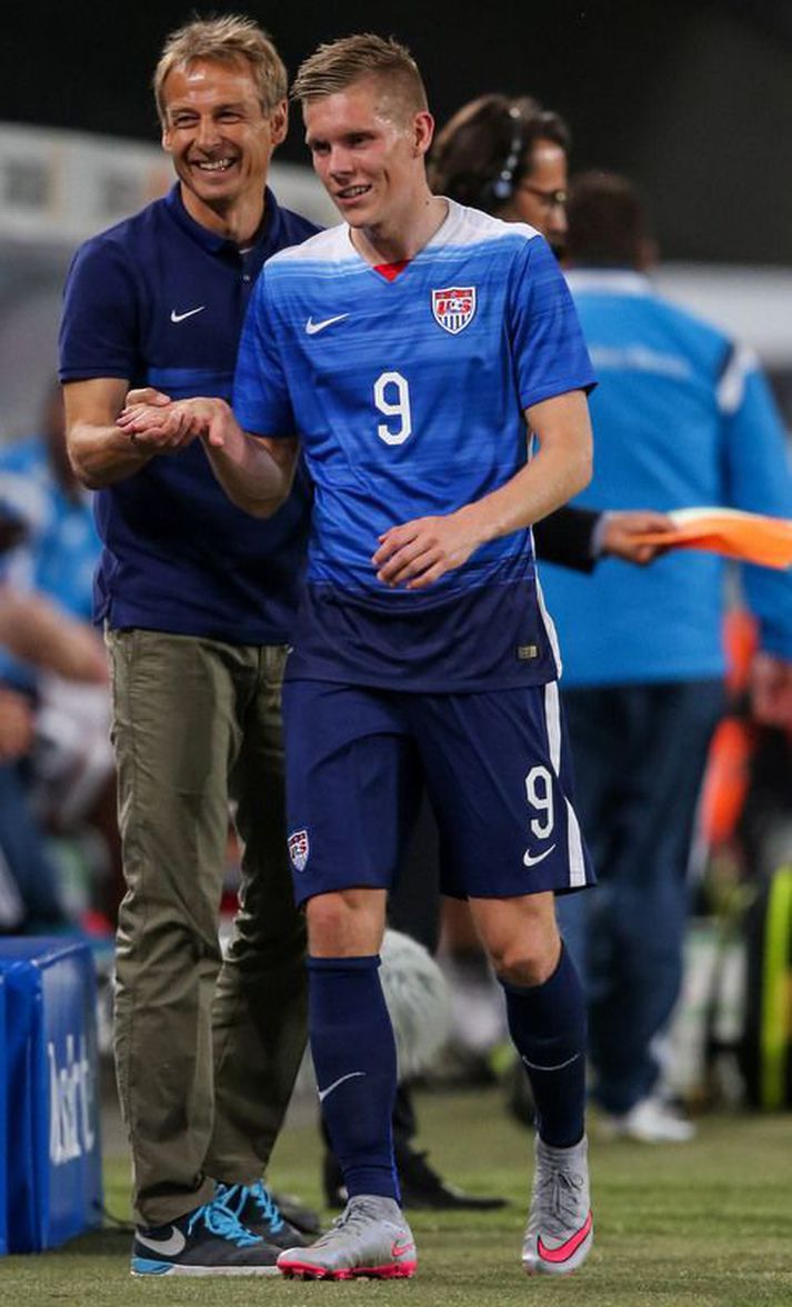 Jürgen Klinsmann og Aron Jóhannsson.