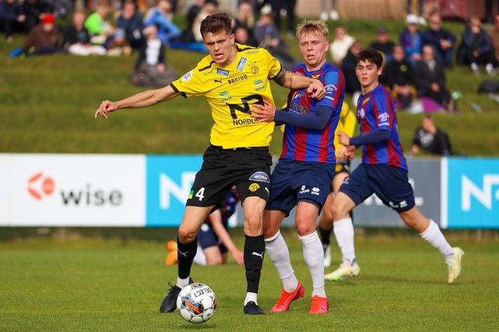 Oliver Stefánsson er Skagamaður, líkt og þjálfari FH, Jóhannes Karl Guðjónsson.