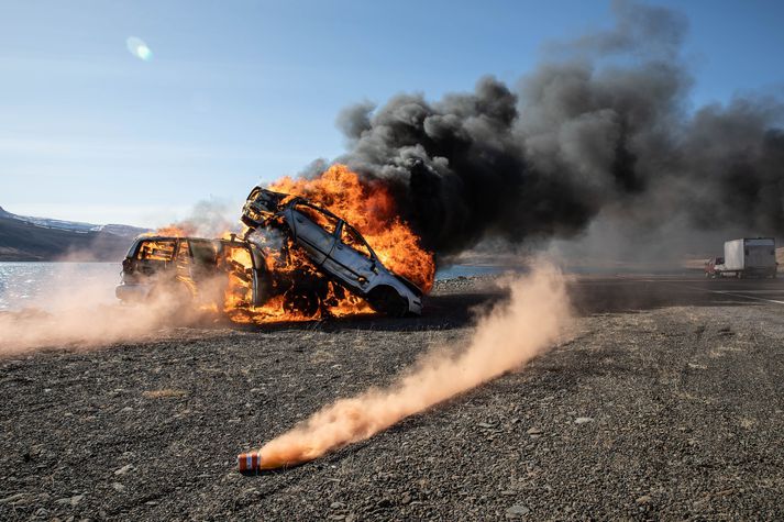 Heitt var í kolunum á Bíldudalsflugvelli í morgun þegar viðbragðsaðilar æfðu viðbragð við flugslysi.