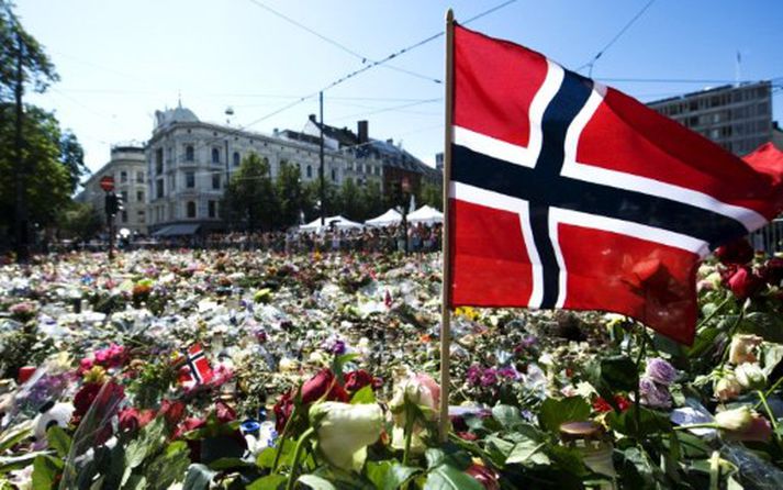 Norðmenn glíma enn við eftirmála harmleiksins þann 22. júlí síðastliðinn. Mynd/ AFP.