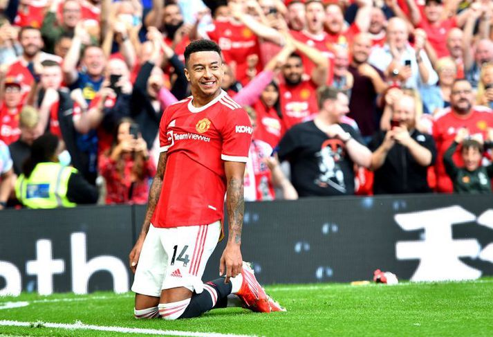 Jesse Lingard fagnar marki sínu fyrir Manchester United á móti Newcastle United.