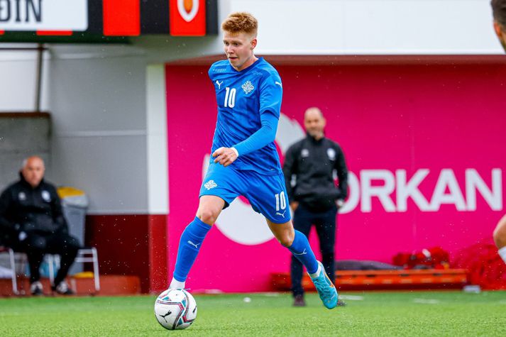 Kristian Nökkvi Hlynsson er leikmaður hollenska stórliðsins Ajax og átti stóran þátt í að koma U19-landsliðinu á EM.