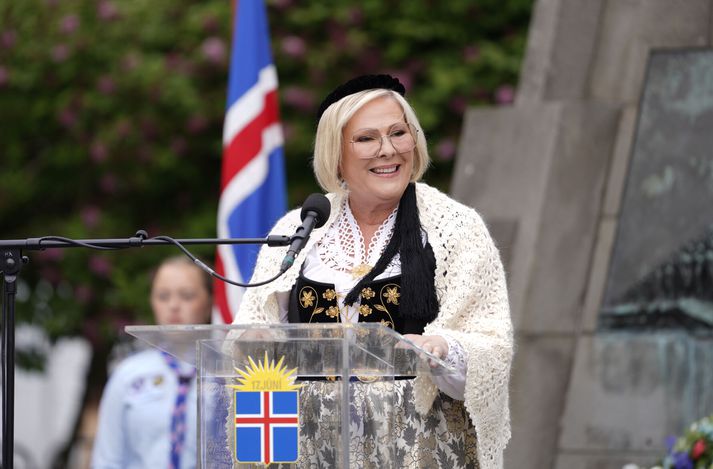 Forseti Íslands, Halla Tómasdóttir, flutti hátíðarræðu á Austurvelli á árvissri athöfn í tilefni þjóðhátíðardagsins.