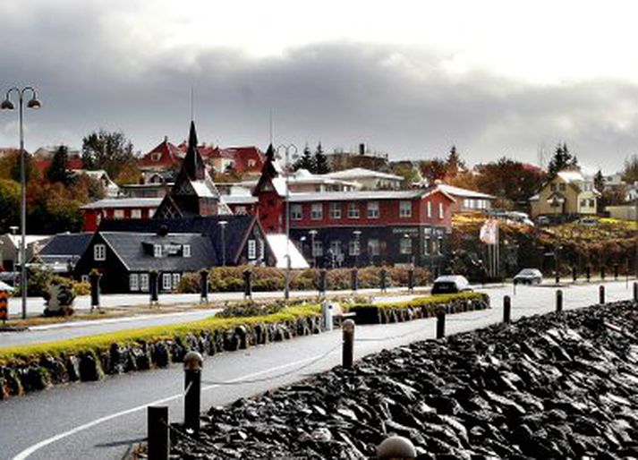 Sérstaklega er stefnt að því að efla vinnumiðlun og faglega starfs- og námsráðgjöf, auka virkni atvinnuleitenda og byggja upp fjölbreytt framboð vinnumarkaðsúrræða á svæðinu.
