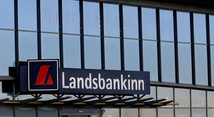Tap erlendra kröfuhafa vegna falls gamla Landsbankans er gríðarlegt, enda ekki búist við öðru en að einungis nokkrir tugir milljarða fáist upp í almennar kröfur. Tap kröfuhafa vegna Kaupþings og Glitnis er einnig gríðarlegt.