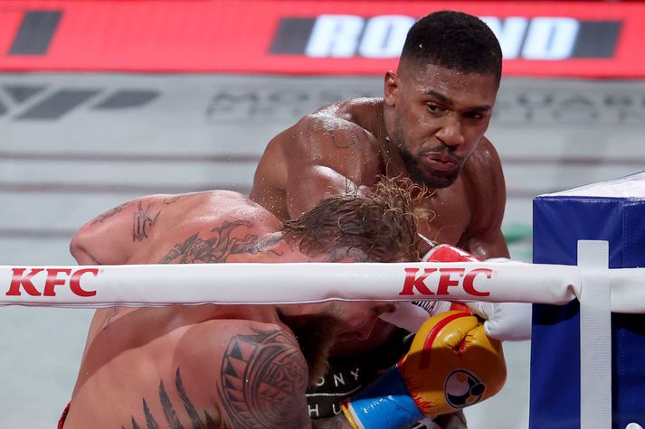 Anthony Joshua keppti síðast við Jake Paul í desember á síðasta ári.