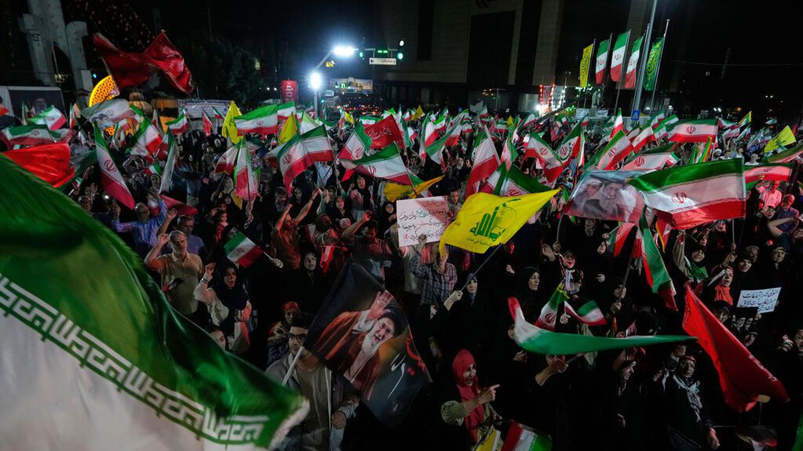 Hezbollah harð­neitar sam­komu­lagi Ísraels og Líbanons