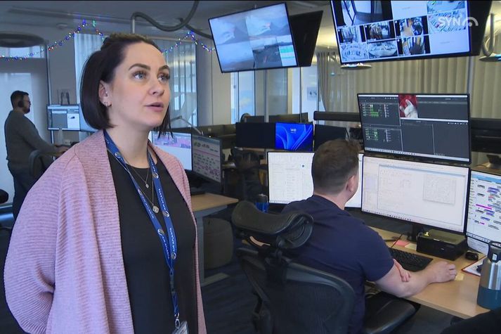 Ásrún Jóhannesdóttir er yfirmaður í aðgerðastjórnstöð flugrekstrarsviðs Air Atlanta.