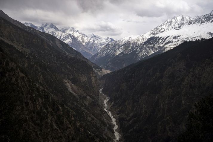 Sutlej-áin í Himachal Pradesh-ríki í Indlandi. Talið er að rennsli í jökulám fari vaxandi fram á miðja öldina en svo dvínandi eftir það.