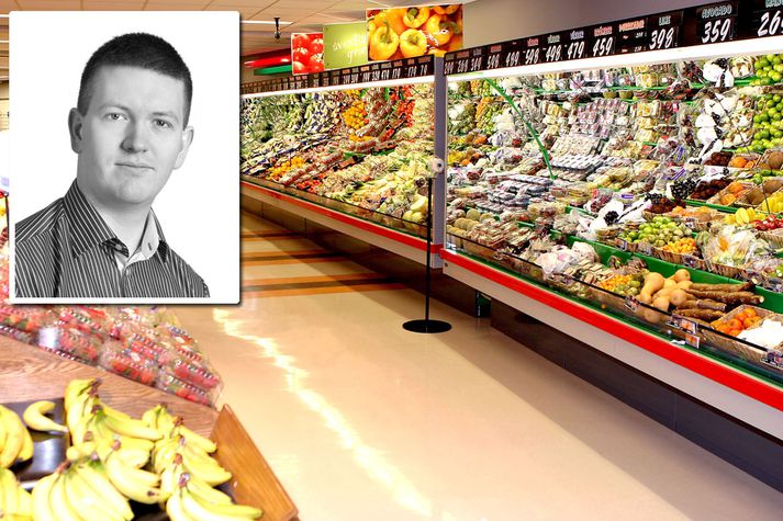 Kristján segir það sérkennilegt að ekki sé heimilað að skoða verð í verslunum og reyna að upplýsa almenning um þróun verðlags.