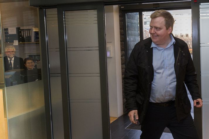 Sigmundur Davíð Gunnlaugsson er fyrsti flutningsmaður tillögunnar.