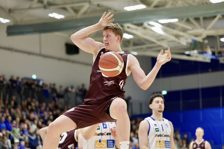 Ragnar Ágústsson var aðsópsmikill þegar Tindastóll var að byggja upp forskot sitt. 