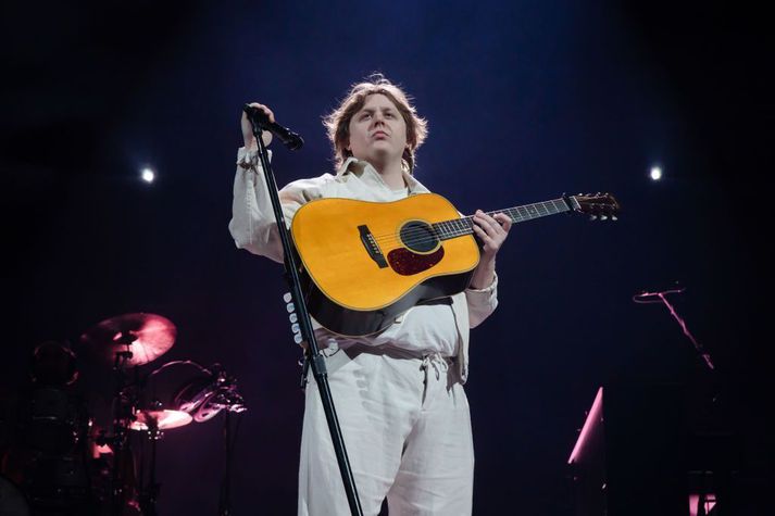 Lewis Capaldi á sviði í Berlín í síðasta mánuði.